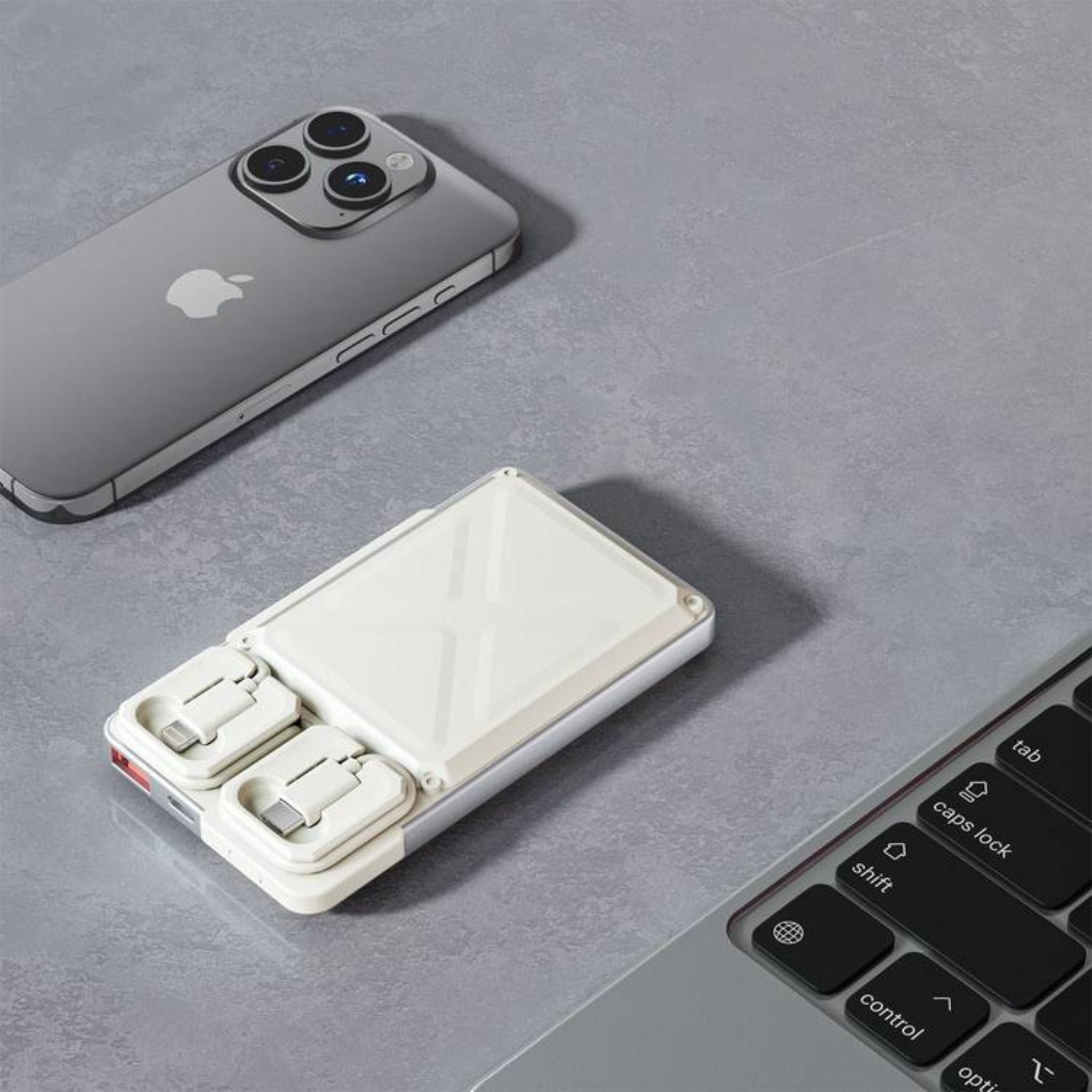 Porodo Power Bank 2x Type-C, 10000mAh, 2.4A Lightning, 22.5W USB-A Output, PD 20W, Digital Display, Simultaneous Charging - White